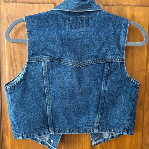 Vintage Denim Cropped Vest - Picture 2 of 3